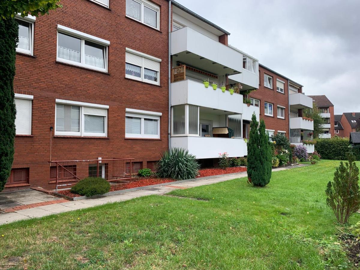 Ferienwohnung Wippsteert - 5 Sterne - Mit Balkon Und Pkw Stellplatz Emden Exteriör bild